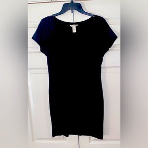 H&M Classic Black Dress for Every Occasion